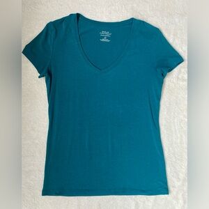 Banana Republic Teal Short Sleeve V-Neck Tee